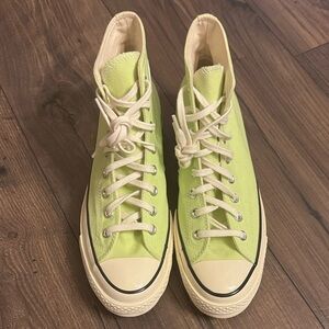 Converse Lime green and white Canvas High-Tops NWOT